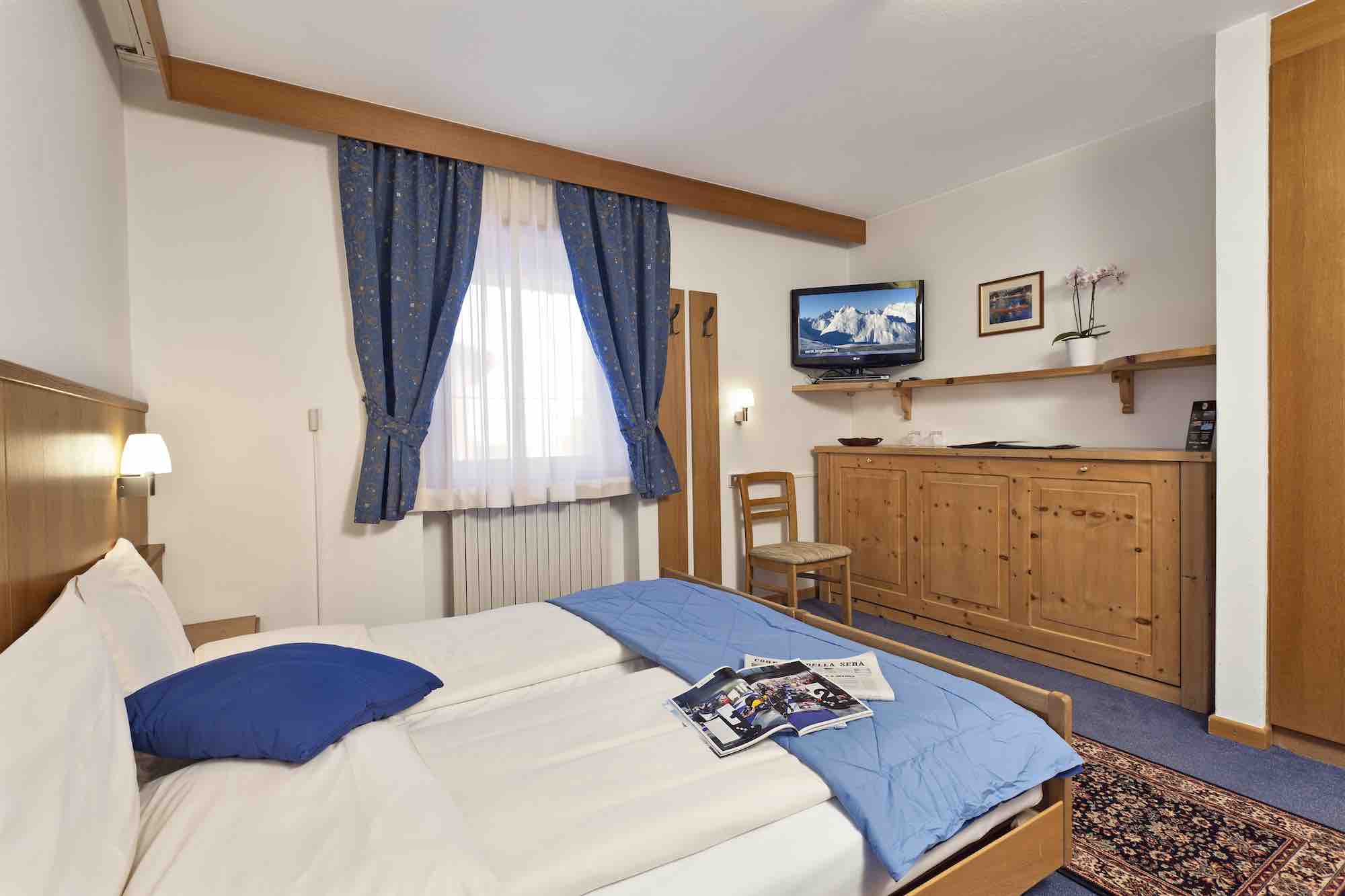 Hotel Livigno - Via Ostaria N.573, Livigno 23041 - Room - Comfort 1