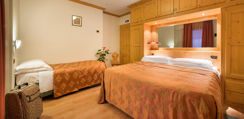 Hotel Valtellina - Via Saroch, 350 - Room - Comfort 1