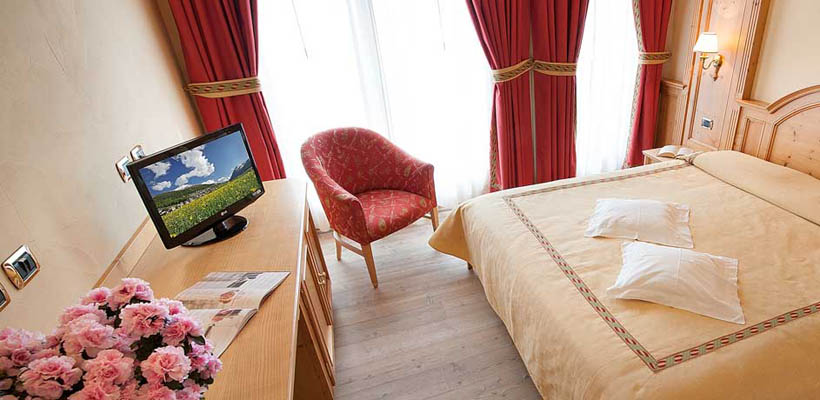 Hotel Valtellina - Via Saroch, 350 - Room - Superior 1