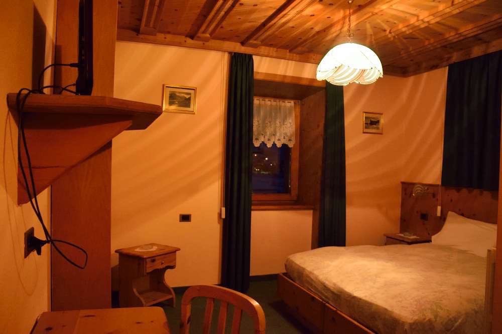 Hotel Chalet Costa Verde - Via Pemont, 362/a - Room - Camera 5 1