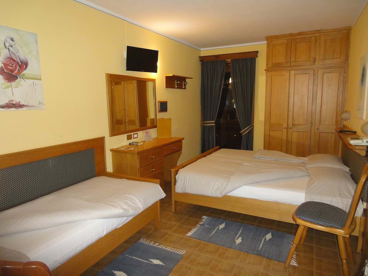 Hotel Baita della Luna - Via Pontiglia, 287 - Room - Tripla 1