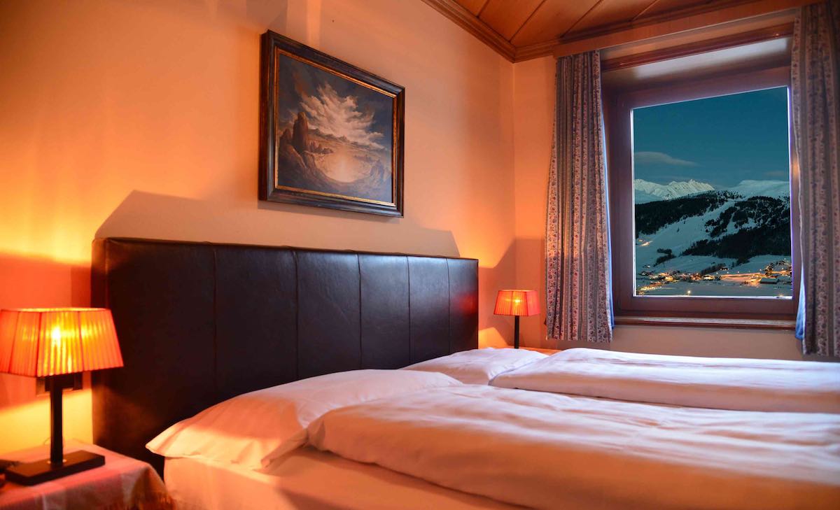 Hotel Alpina - Via Bondi N.15, Livigno 23041 - Room - Classic 2