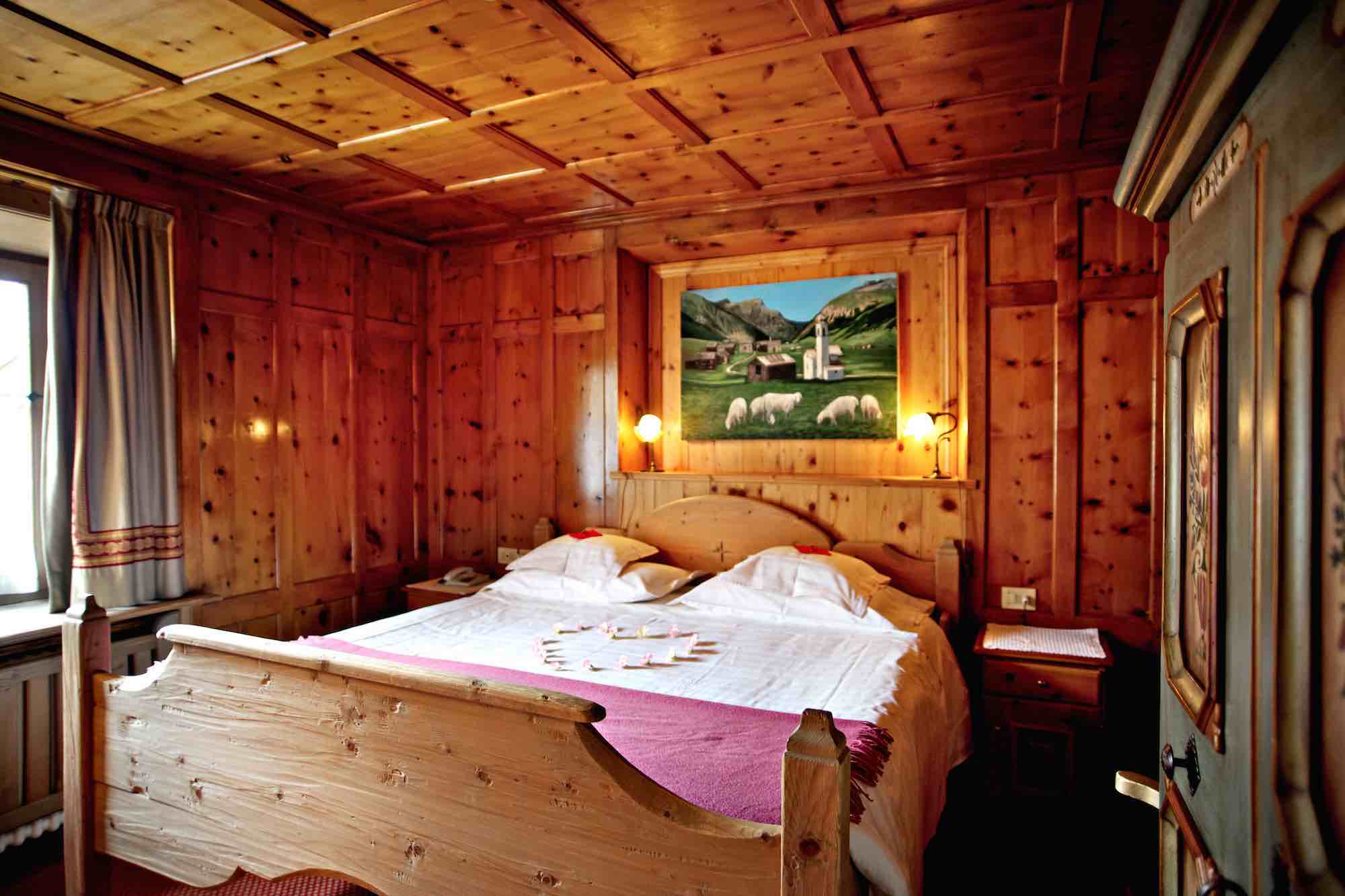 Hotel Bivio - Via Plan N.422a, Livigno 23041 - Room - Traditional suite 2