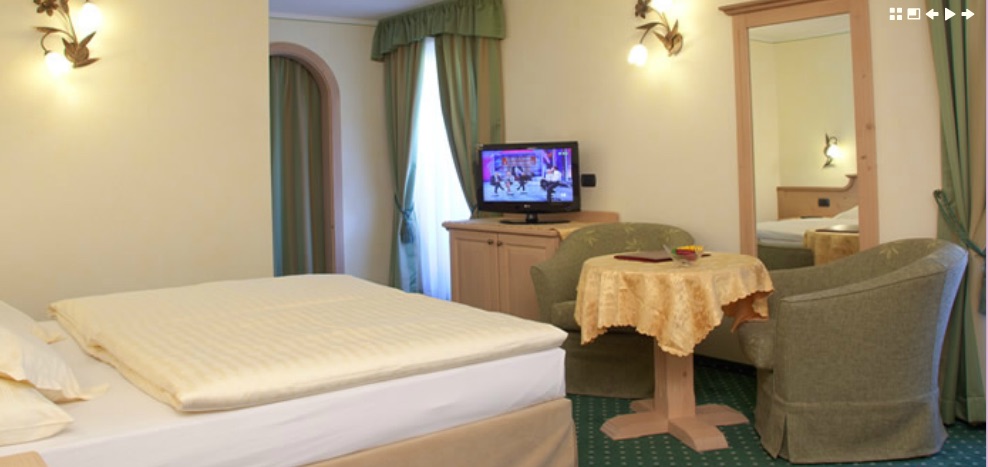 Hotel Cassana - Via Domenion, 214 - Room - Junior Suite 2