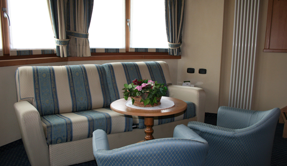 Hotel Flora - Via Tagliede N.98, Livigno 23041 - Room - Junior Suite 2
