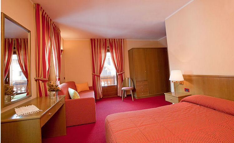 Hotel Krone - Via Bondi, 60 - Room - Superior 2