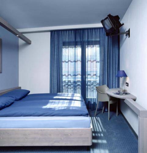 Hotel Marzia - Via Pedrana N.388, Livigno 23041 - Room - Comfort 2