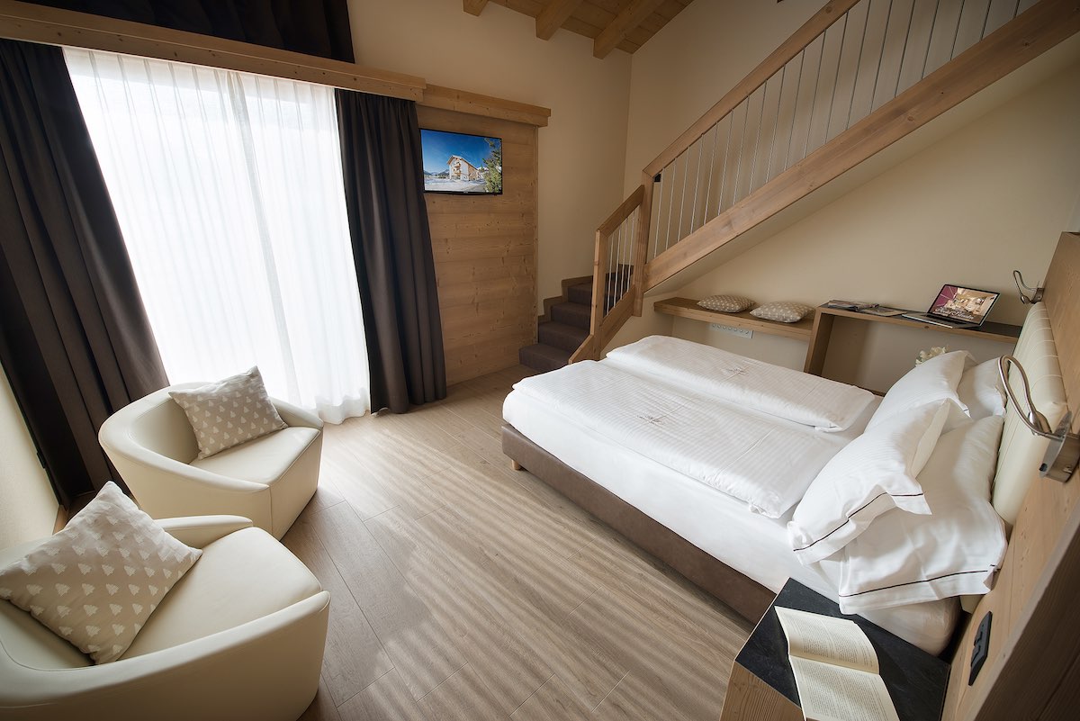 Hotel Silvestri - Via Toiladel 34, Livigno, 23041 - Room - Suite 2