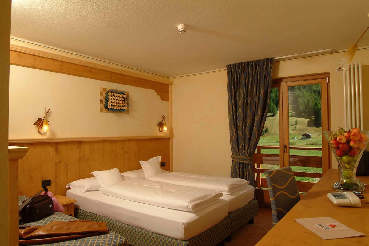 Hotel Amerikan - Via Florin N.77, Livigno 23041 - Room - Comfort 3