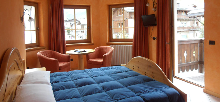 Hotel La Pastorella - Via Plan N.330, Livigno, 23041 - Room - Superior 3