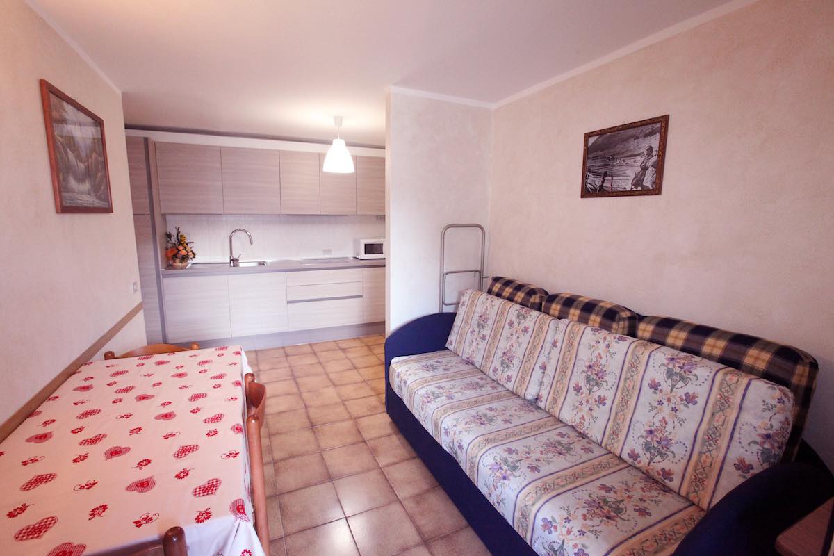 Appartamenti Arcobaleno 1 - Via Ostari, 110, Livigno, 23041 - Apartment - Appartamento Verde 3