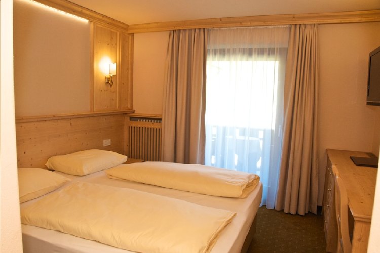 Charme Hotel Alexander - Via Freita N.103, Livigno 23041 - Room - Comfort 4