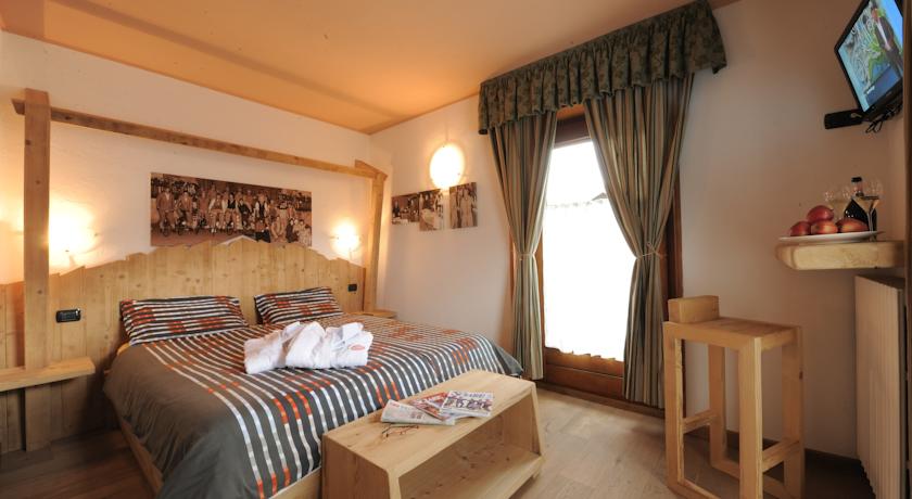 Hotel Astra - Via Saroch, N. 606, Livigno 23041 - Room - Comfort 4