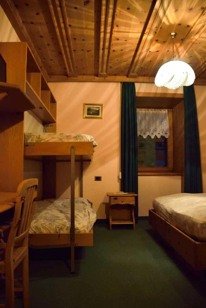 Hotel Chalet Costa Verde - Via Pemont, 362/a - Room - Camera 5 4