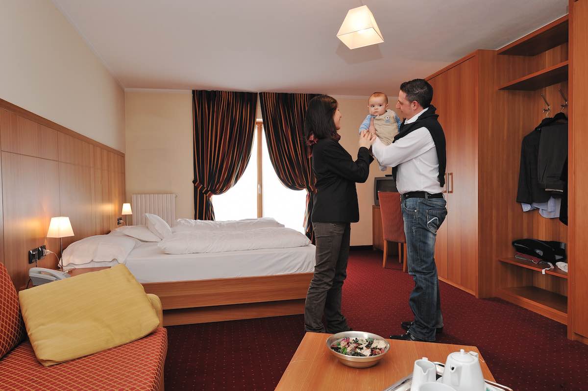 Hotel Touring - Via Plan N.117, Livigno 23041 - Room - Junior Suite 4
