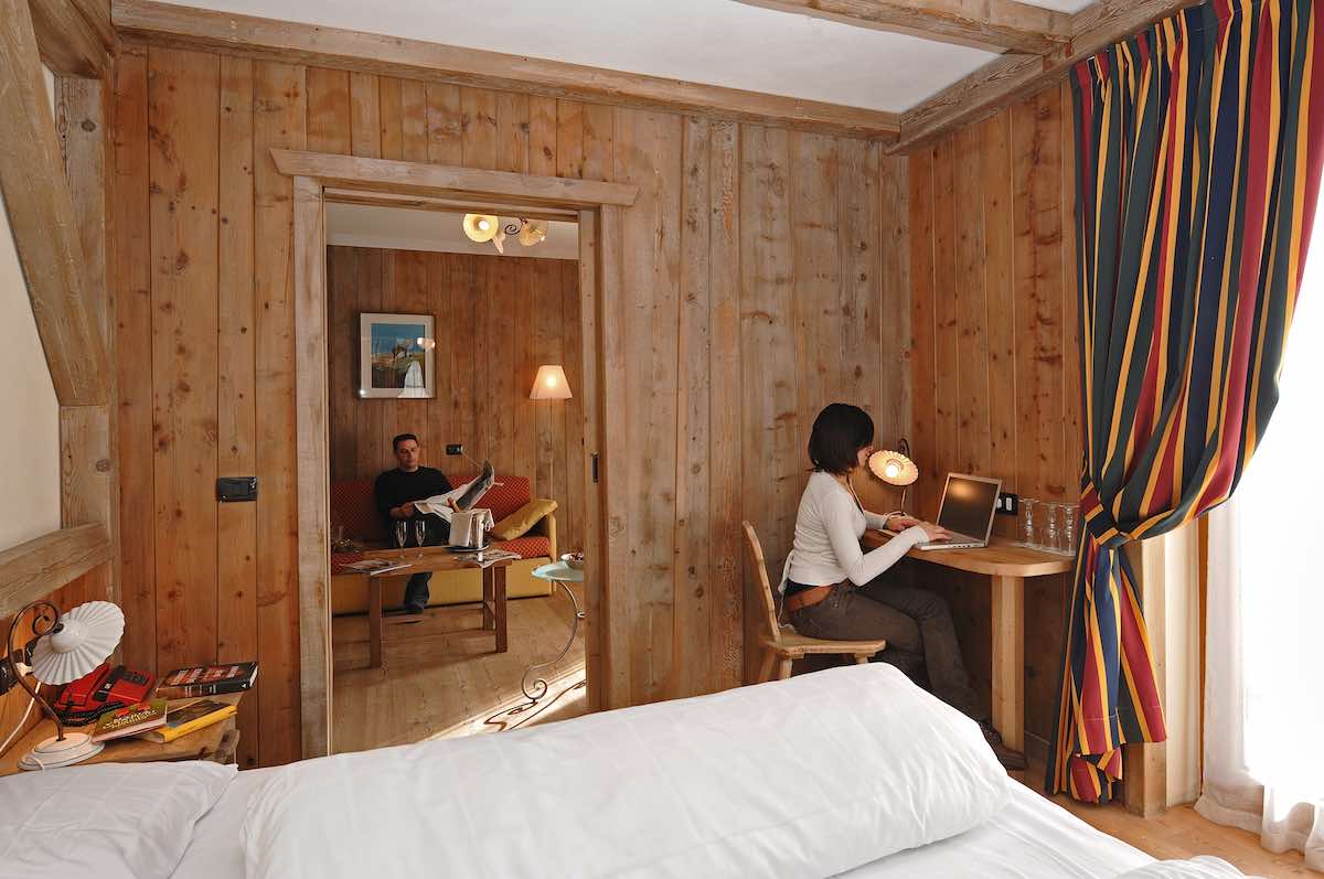 Hotel Touring - Via Plan N.117, Livigno 23041 - Room - Alpine Suite 5