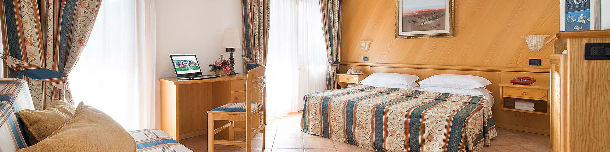 Hotel Bucaneve - Via SS 301 N.194, Livigno 23041 - Room - Superior 6