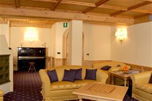 Hotel Cervo - Via Sant Antoni N.66, Livigno 23041 11